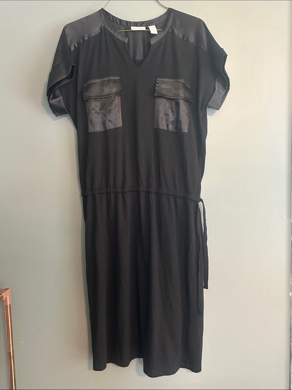 Easy wear brand Black Midi Dress with Satin Pocket Accents